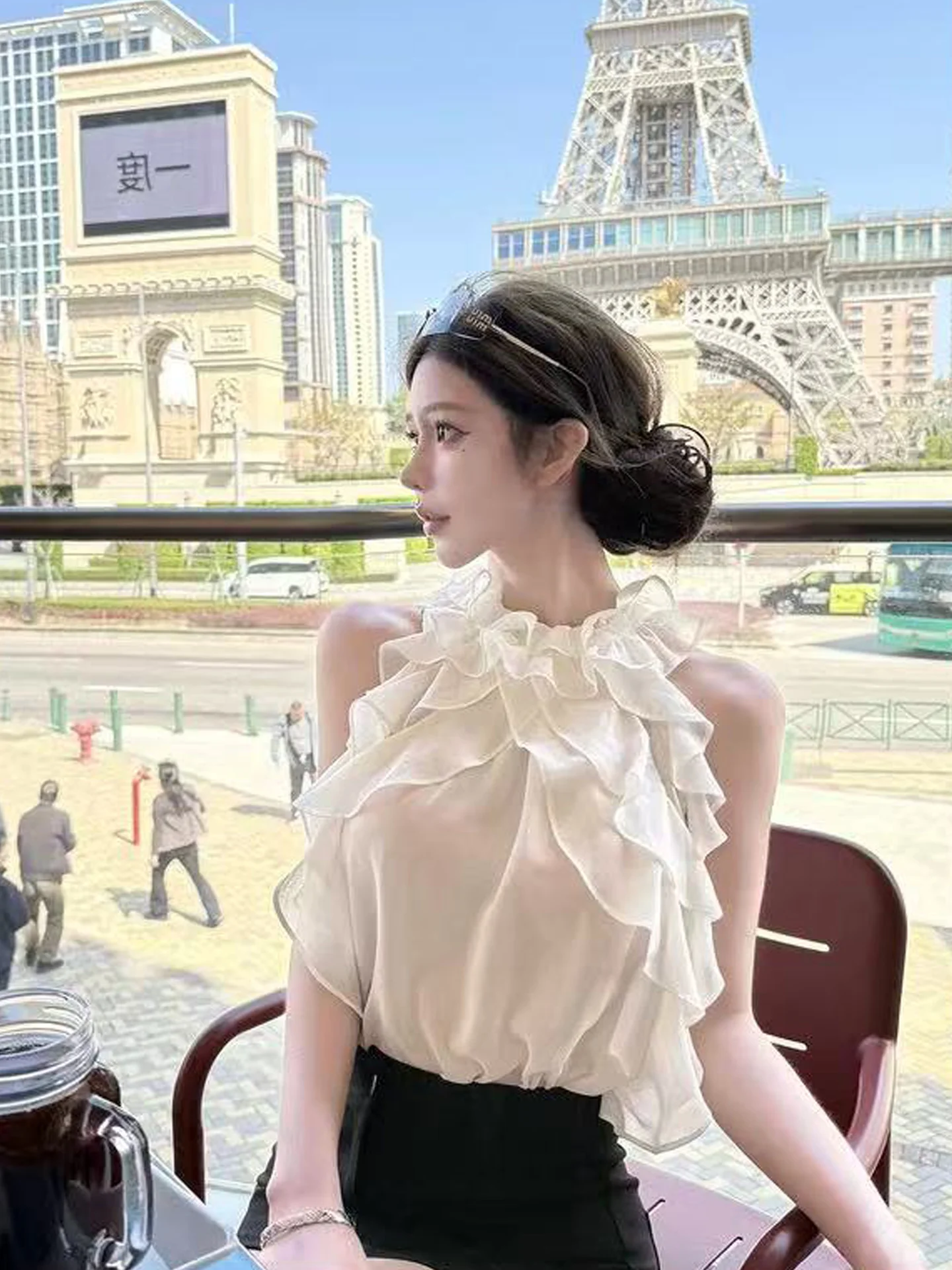 

Summer New Style Women's Sleeveless Neck Hanging Chiffon Top Floral Hollow out Waist Cinching Slimming Shoulder Baring Top