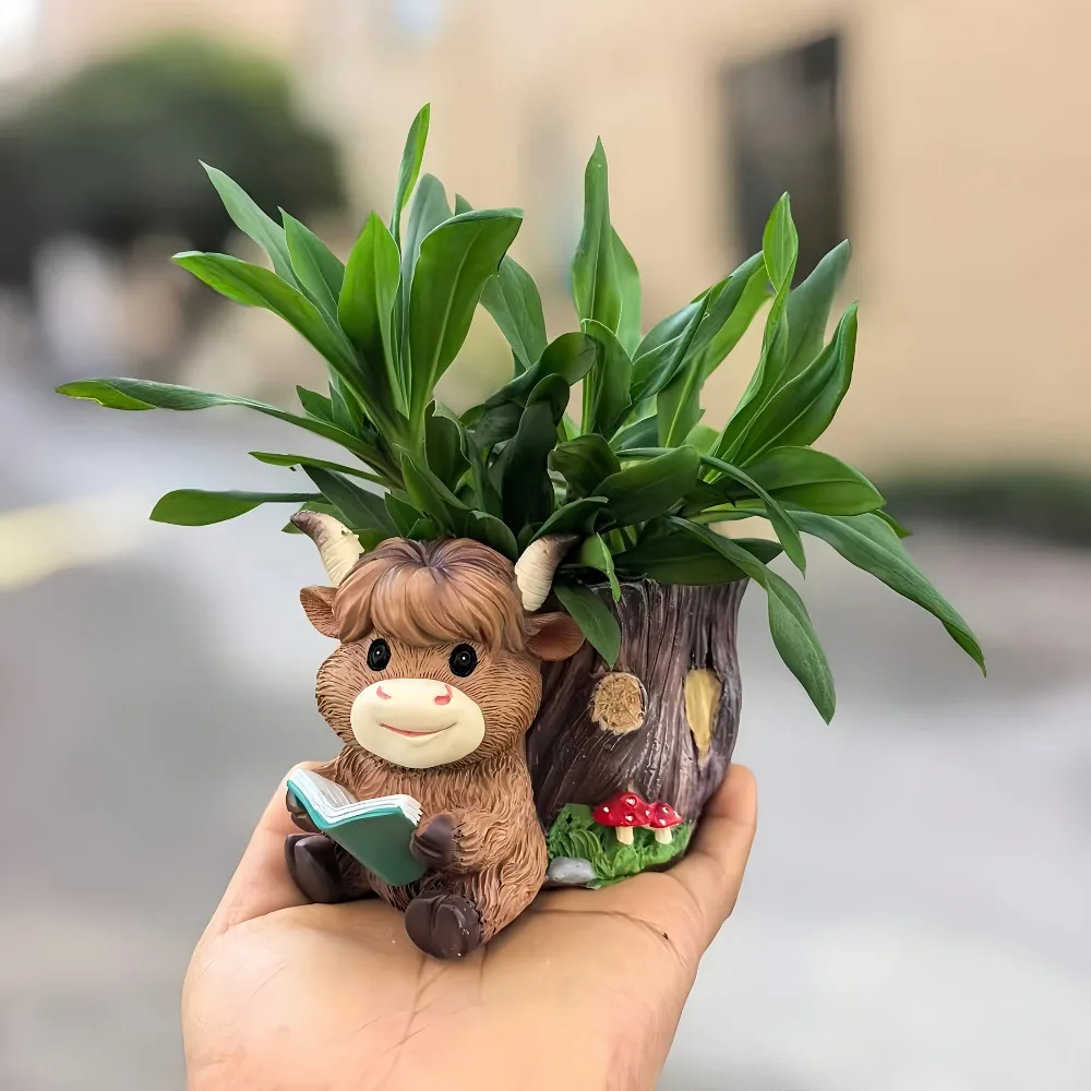 Cute Highland Cow Small Plant Pot Resin Succulent Planter for Home Office Desk Mini Ornament Fairy Garden Flowerpot Decoration