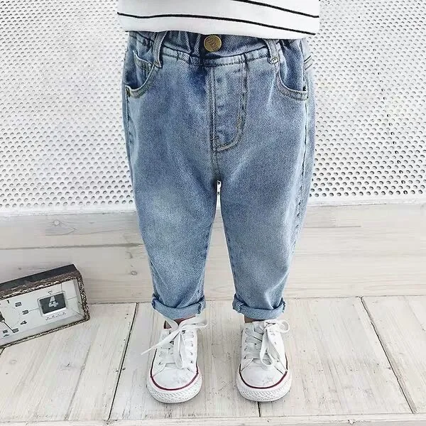 Korean new boys and girls high-waisted jeans, children\'s porn jeans, boys with loose fashion dad pants 0-5 year old trousers