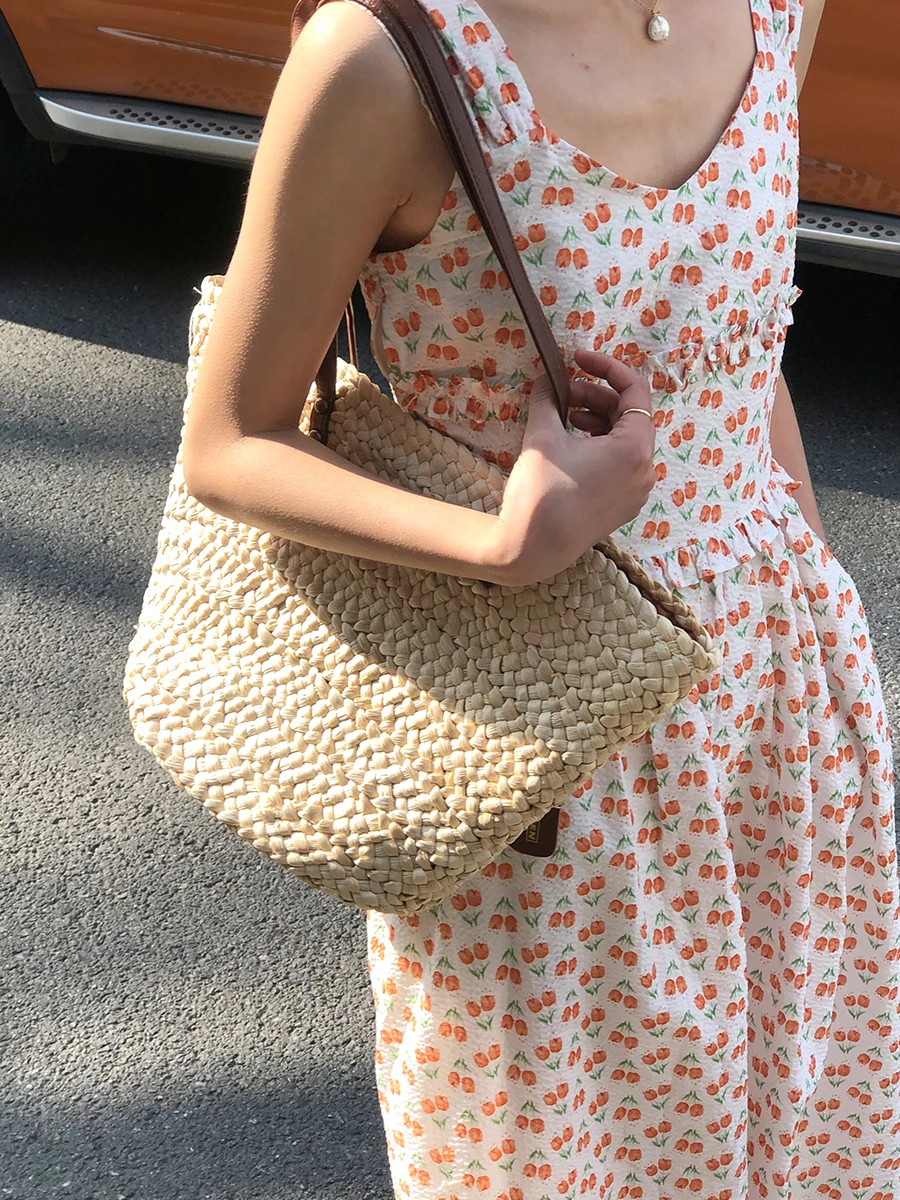 

Летнее женское платье с вишневым цветочным принтом, повседневное, с завышенной талией, А-силуэт, винтажное, с круглым вырезом, на молнии