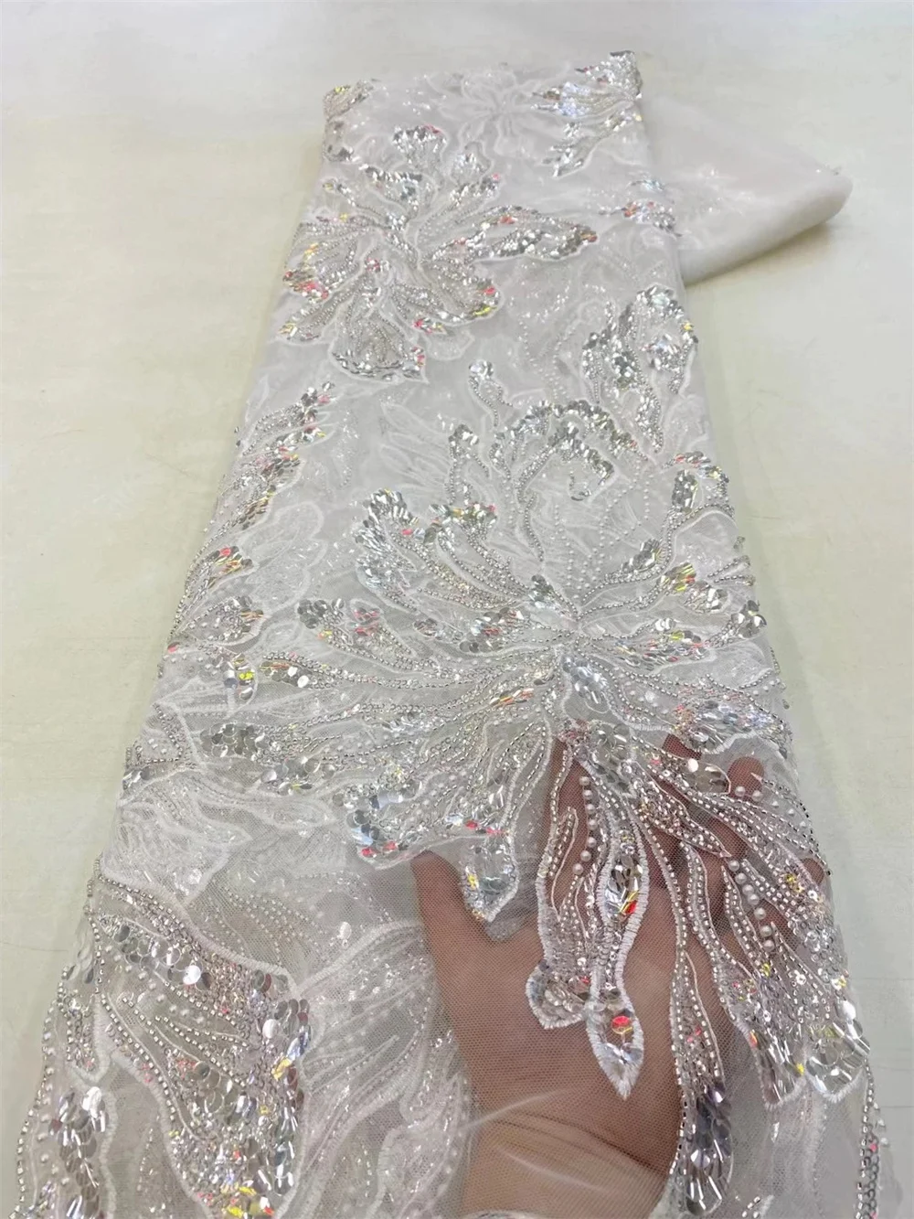 Latest Sequin Beaded Lace Fabrics for Sewing Evening Dress White African Lace Fabric High Quality 2024 Beaded Material Fabrics