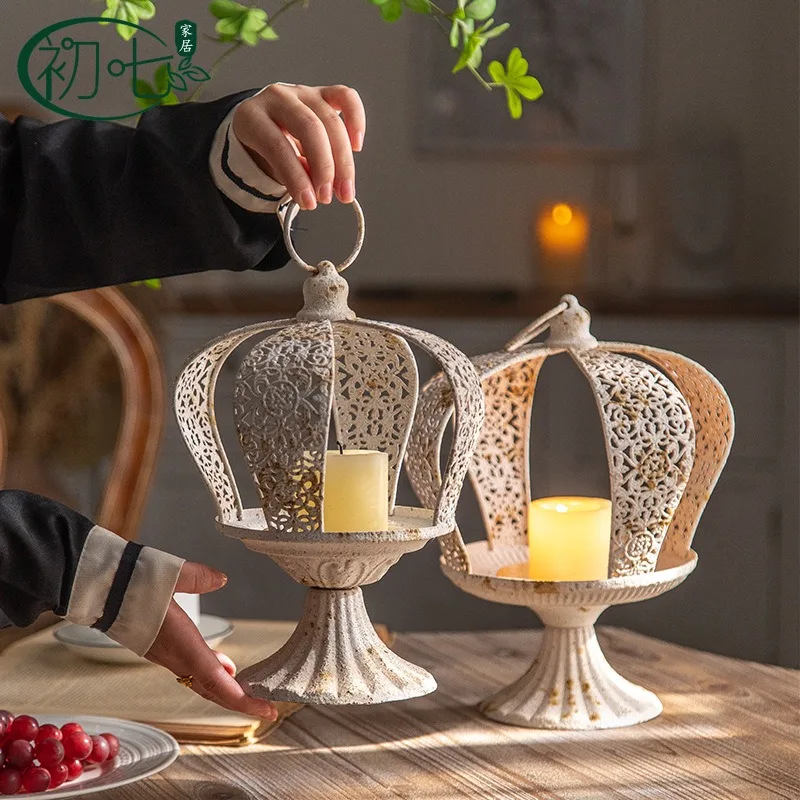 European Retro Crown Shaped Candle Holder Dining Table Ornament Creative Prop for Homestay Atmosphere