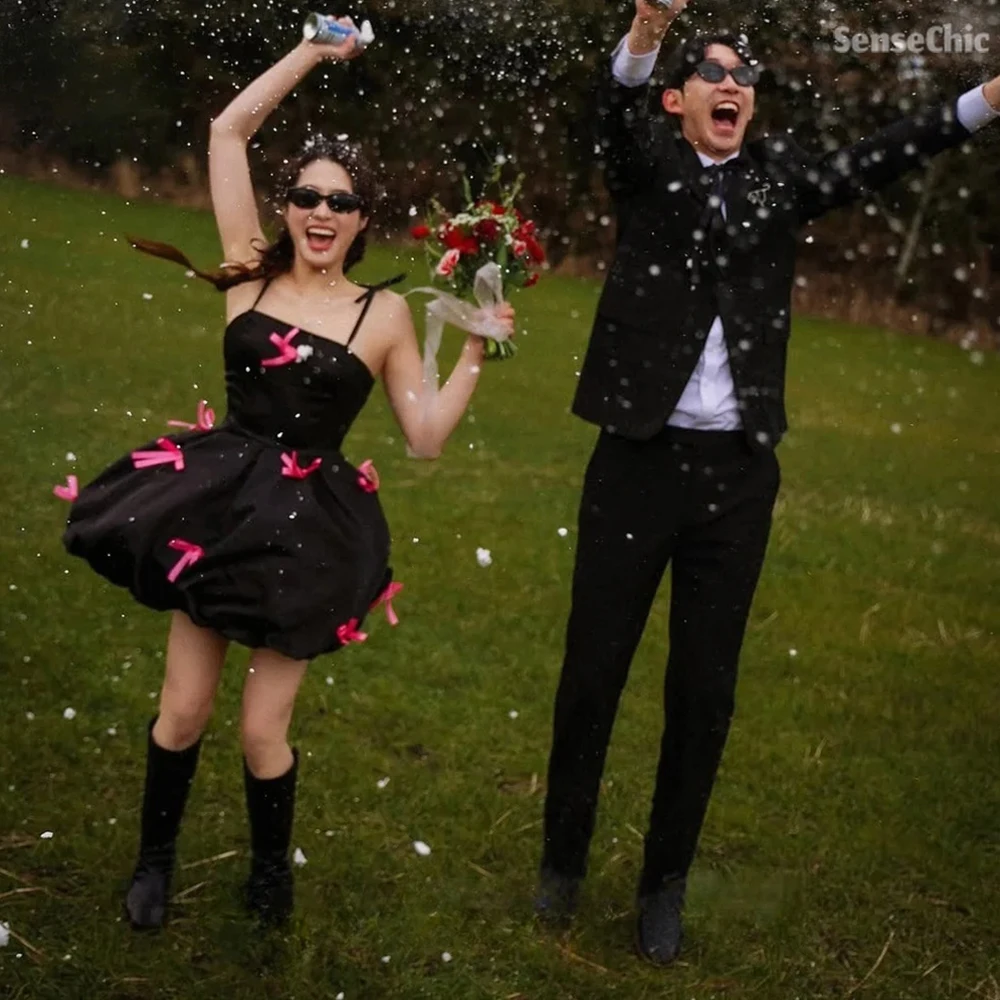 Gaun Malam Mini Hitam Sederhana Gaun Ulang Tahun Formal Elegan Tali Spaghetti Satin Pemotretan Busur Merah Muda Korea Wanita Disesuaikan