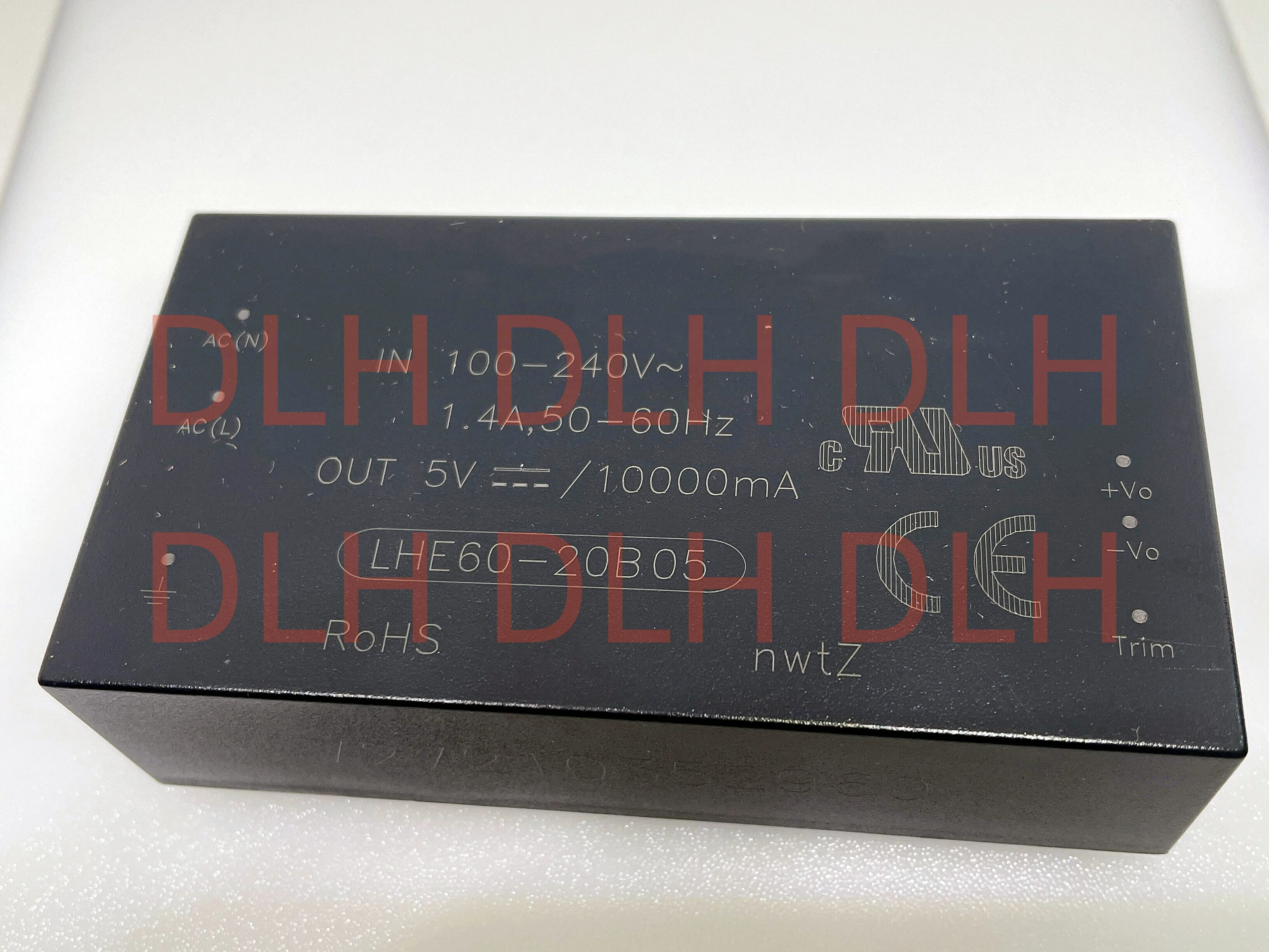 

2PC LHE60-20B48 LHE60-20B24 LHE60-20B15 LHE60-20B12 LHE60-20B05 AC-DC power module 48V12.5A