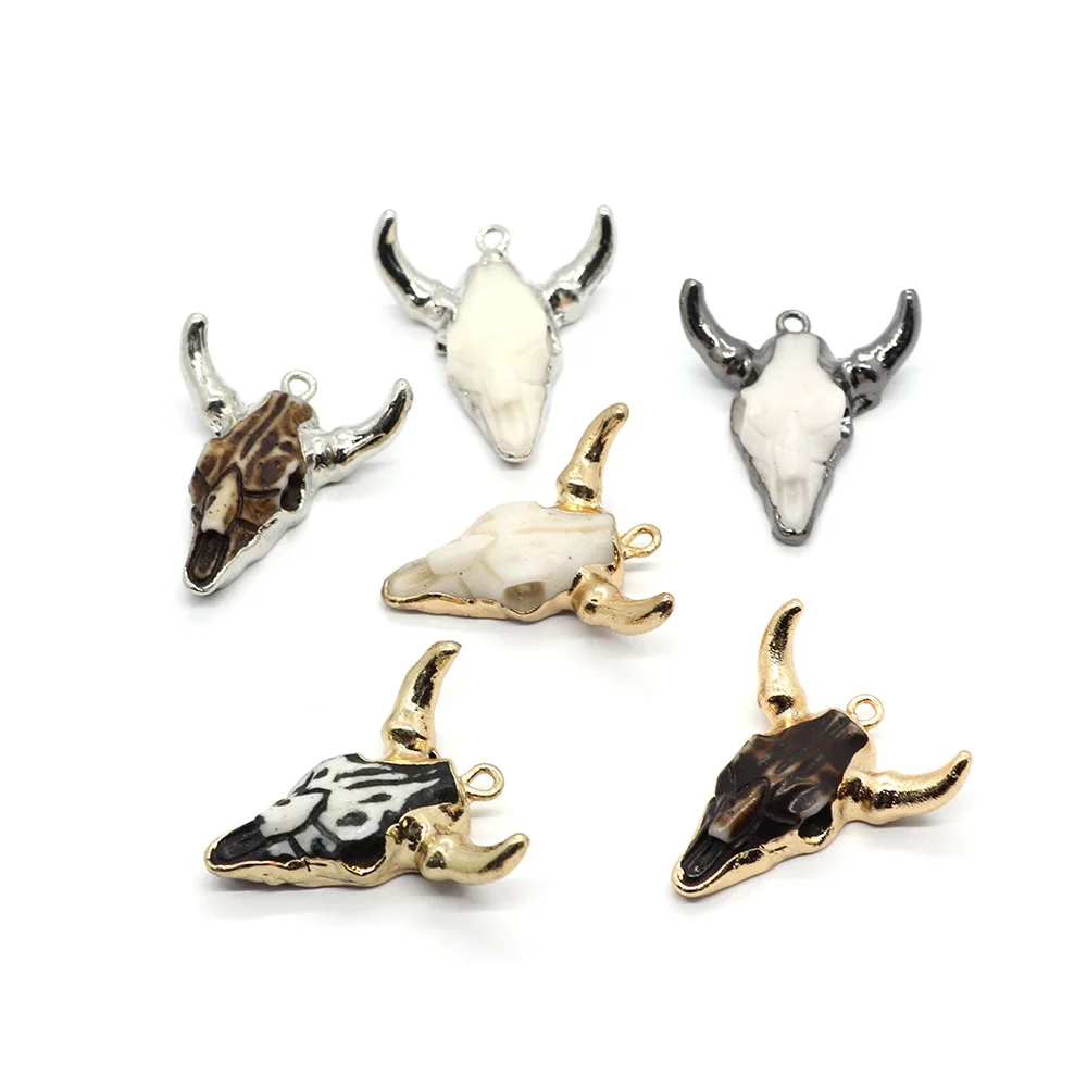 Delicate Resin Bull Head Small Pendant 27x31mm Black Vintage Charm Fashion Jewelry Making DIY Necklace Earring Accessories