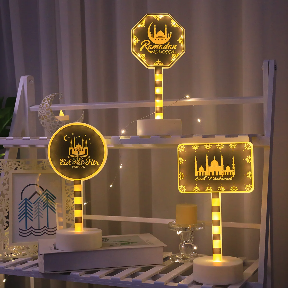 Ramadan LED Decor Light, Castle Moon Style, Battery‑Powered (Batteries Not Included), Indoor/Outdoor Ambiance
