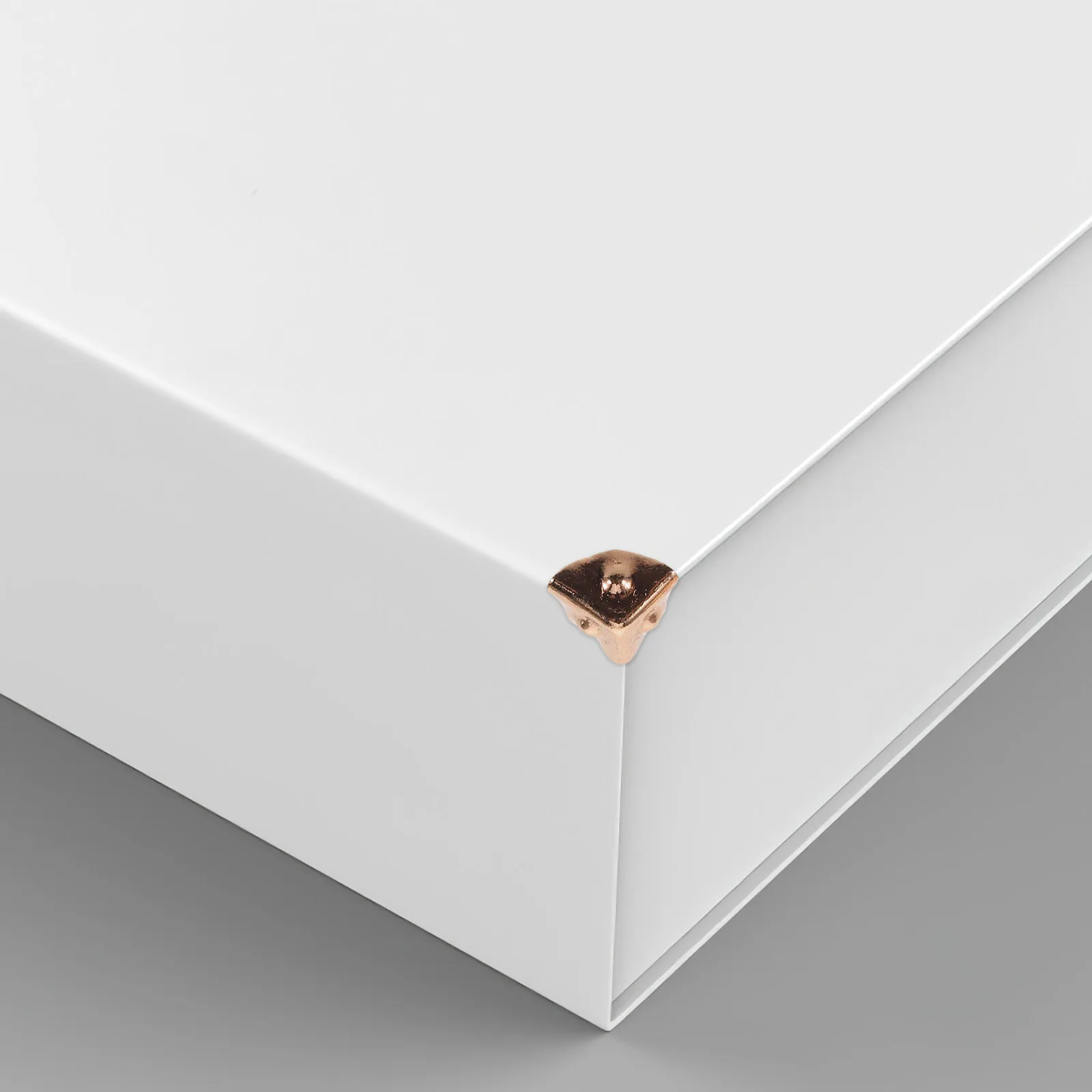 

10 шт. миниатюрных металлических накладок на уголки чемоданов, накладки на ножки для коробок, аксессуары для мини-шкатулок для украшений, винтажные детали для мини-дорожных чемоданов