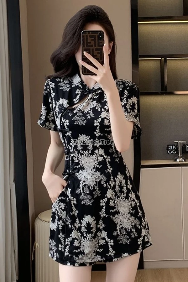 

2025 new chinese improved style summer women short sleeve cheongsam dress shorts set printed retro fashion tang suit 2piece set