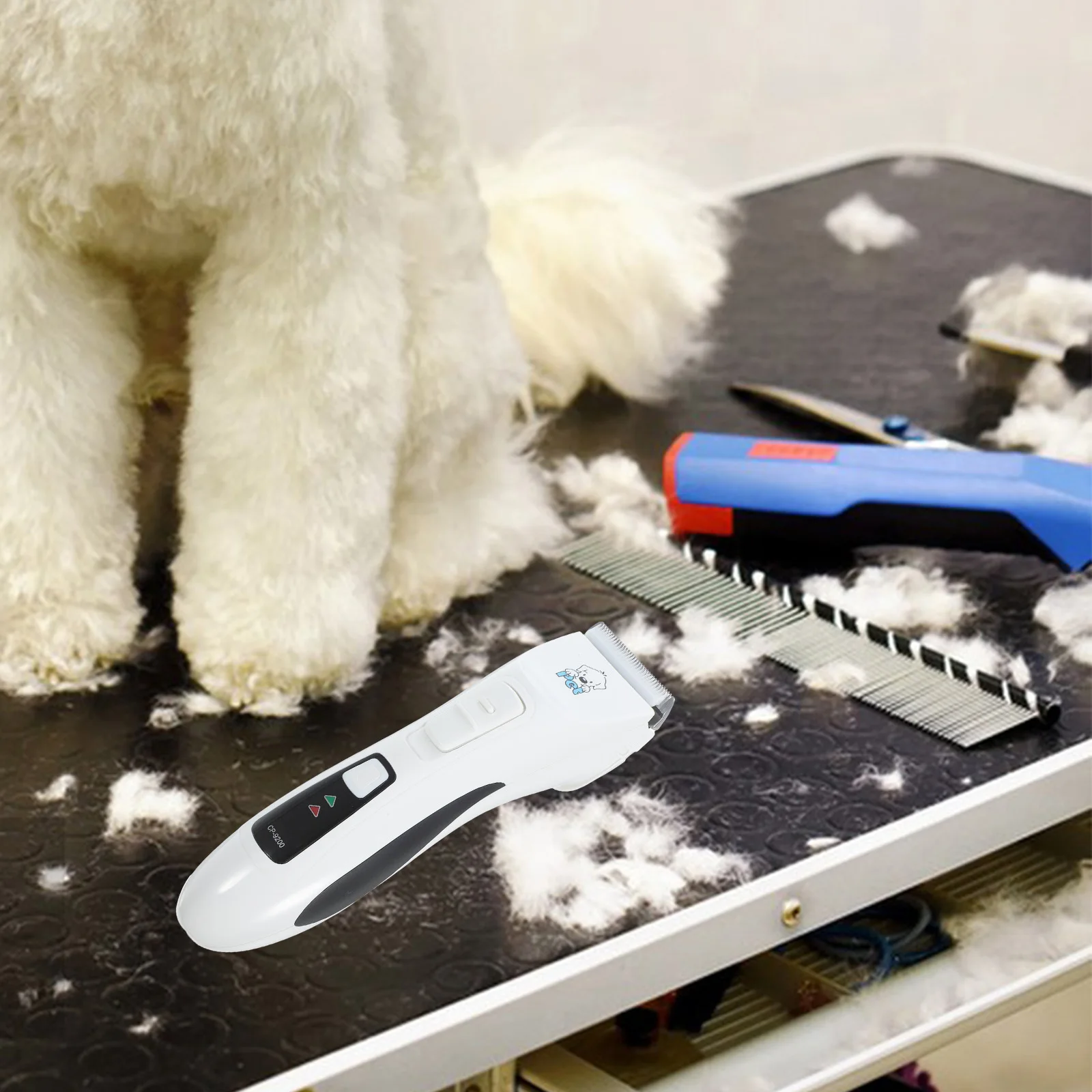 

Pet Hair Trimmer Set Titanium Ceramic Blade Usb Rechargeable Low Noise 60Db Safe For Dog Puppy Grooming Tool Clipping