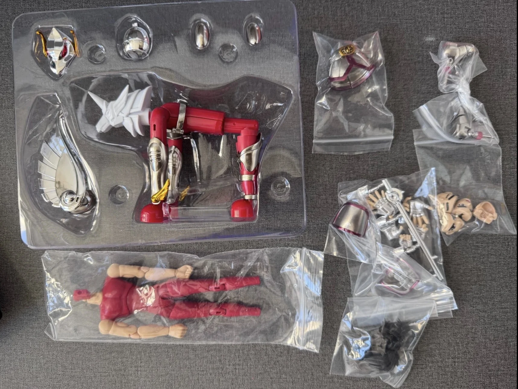 

Spot Goods GT Pegasus Жесткий шлем Seiya Bronze Saint Seiya, Ex Plain Color