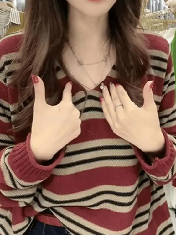 

Свободный длинный све женский трикотаж, ранняя осень, повседневный утягивающий базовый свитер, v-образный дизайн в полоску, дышащий, удобный