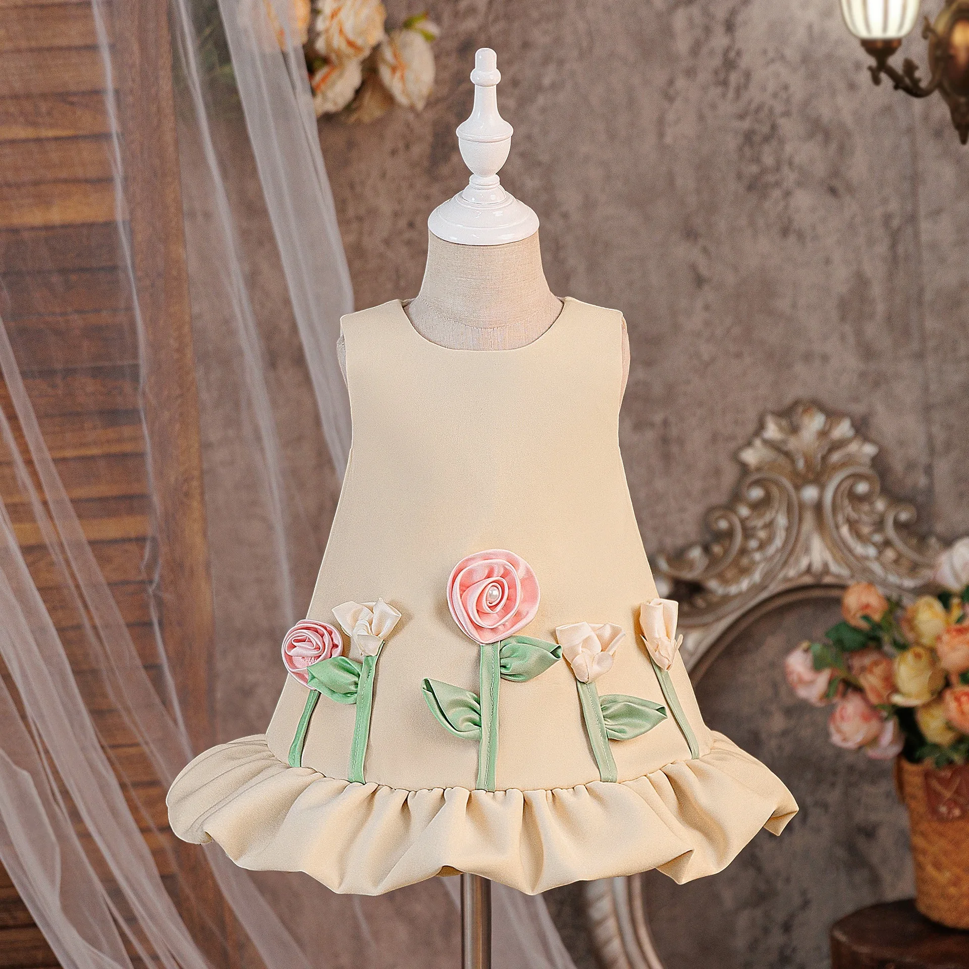 New Childrens Three Dimensional Flower Dress Cute Little Girl Princess Dress Sweet Party Dress