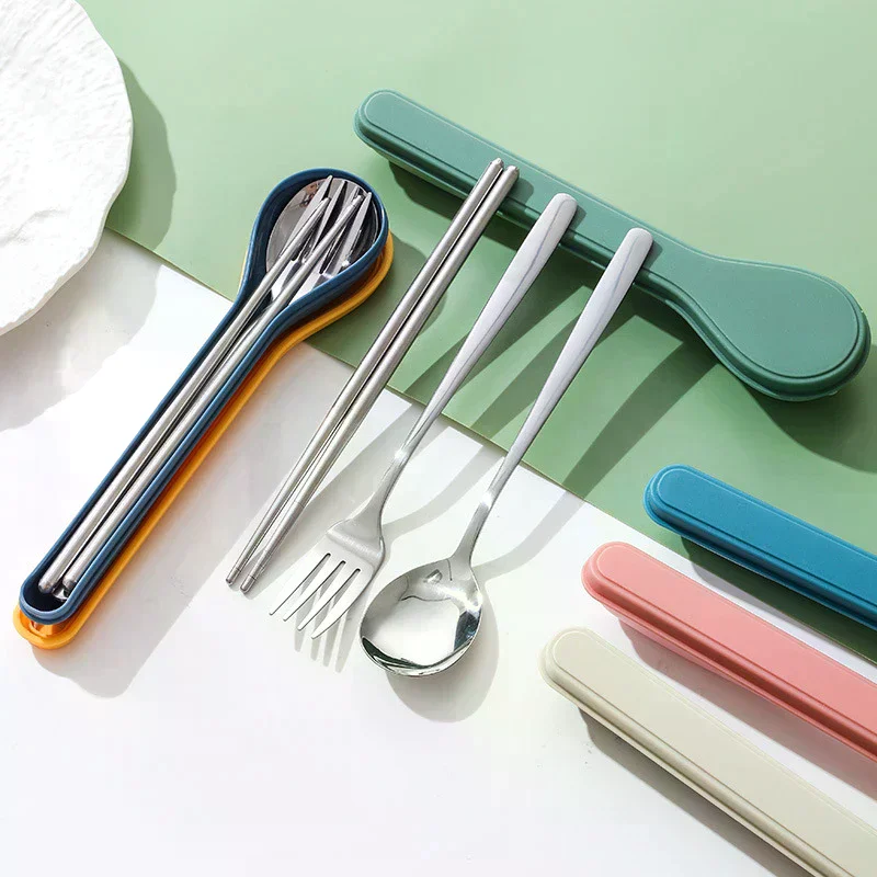 Four Piece Cutlery Set With Box Stainless Steel Korean Cutlery Spoon Fork Chopsticks Spoon Shape Box Cutlery Travelling view 3
