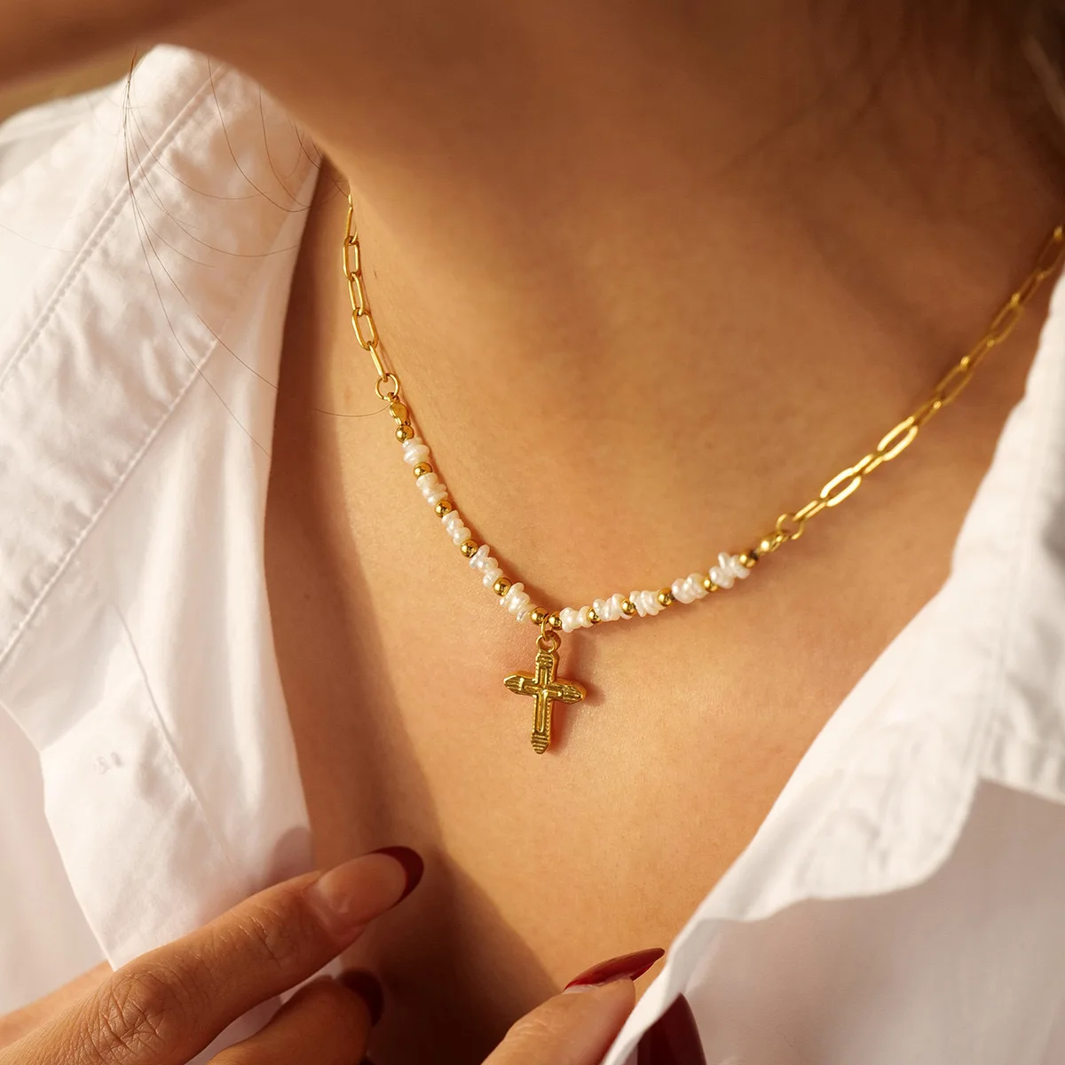 PRISCA | Cross Pearl Necklace for Women. and Girl.Alloy Material. Gold Document.Small and Delicate. French Style. Gifts