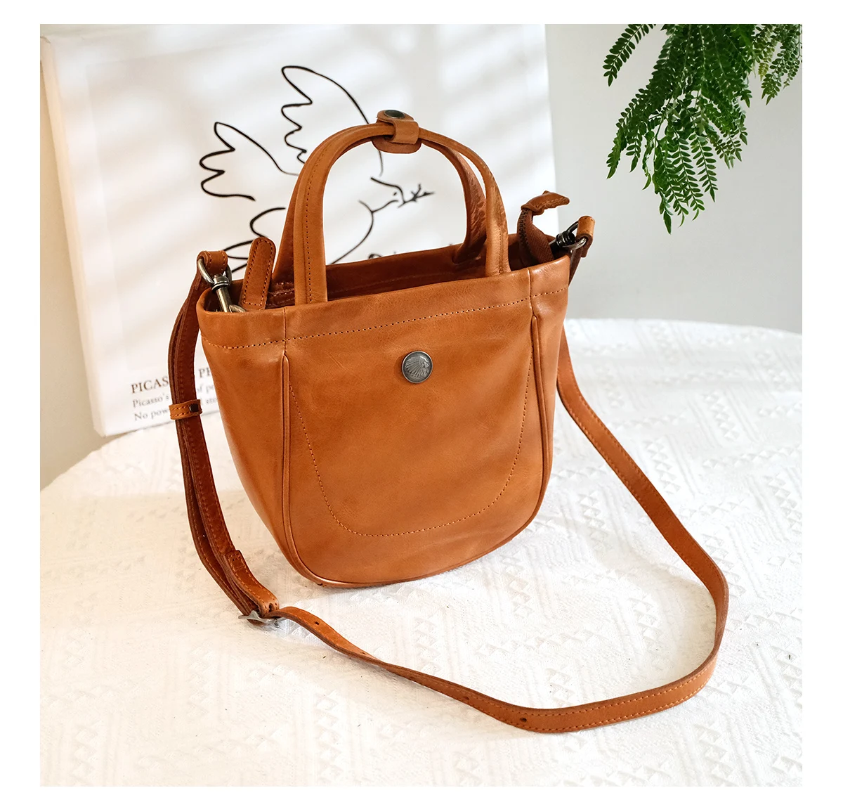 

outdoor daily party luxury genuine leather women's crossbody bag fashion casual designer handmade real cow leather shoulder bag