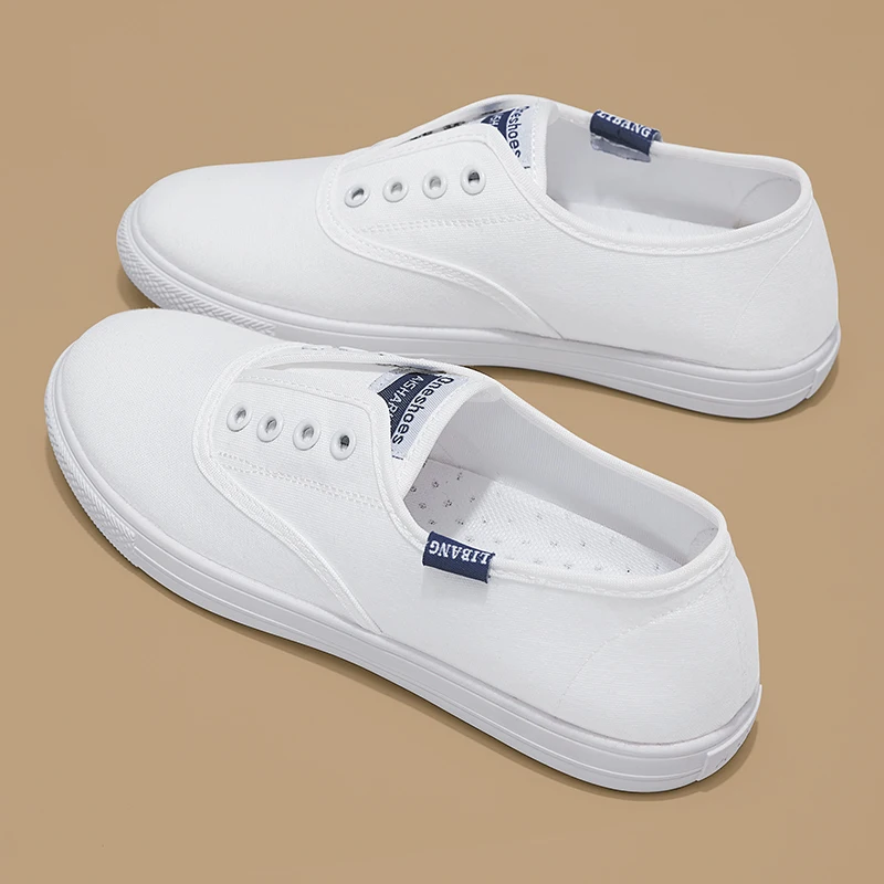 

Женские слипоны из канваса: дышащие, низкие, модные, с круглым носком, на резиновой подошве, легкие, прочные. Новинка весна-лето.