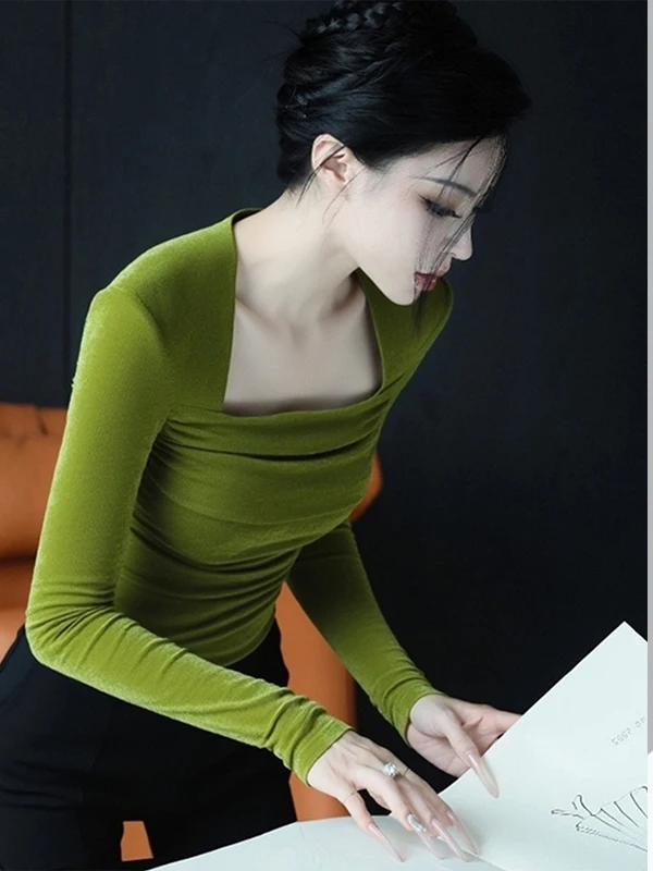 

Элегантная зеленая бархатная блузка для женщин с длинным рукавом и квадратным воротником, осенне-зимняя новинка, омолаживающий эффект, красивая женская рубашка