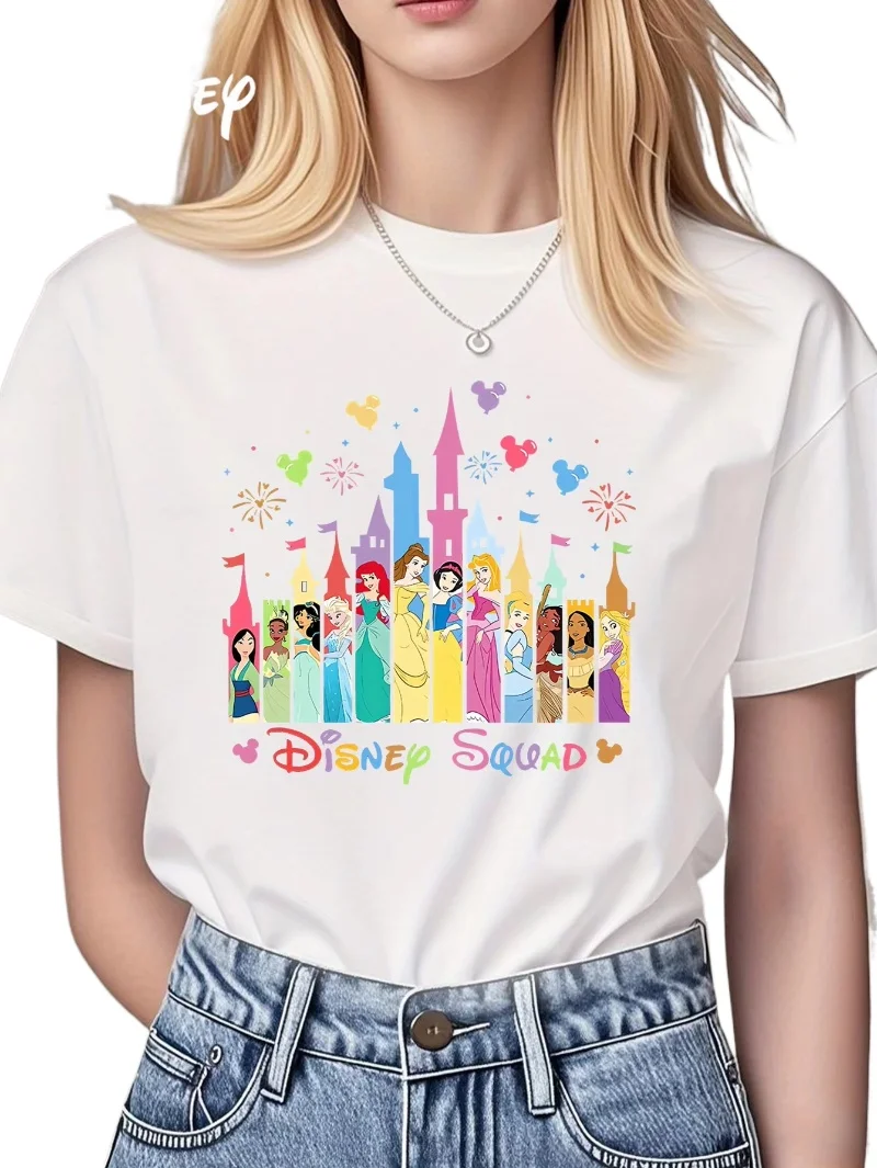 

Disney Princess Squad Pattern Women's Casual Short Sleeve T-shirt - Black Summer T-shirt Vitality Castle and Character Print