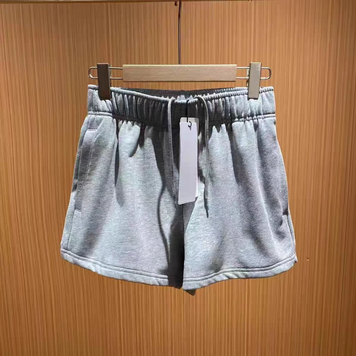 

LO Yoga Women's Sports Shorts Short Drawstring Sweatpants Solid Color Pants with Pockets Drawstrings Loose Knitted Sweatpants