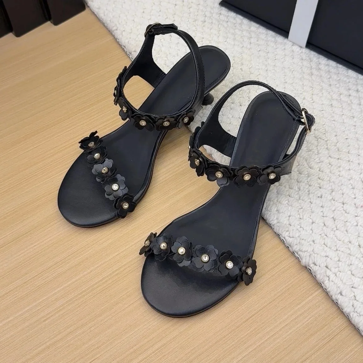 وصل حديثًا لعام 2025 من FANGXITING على الطراز البريطاني حذاء بدون كعب نسائي من الجلد الطبيعي بمقدمة مستديرة حذاء رجالي معدني ديكورا ماري جينس أوكسفورد Zapatos #6