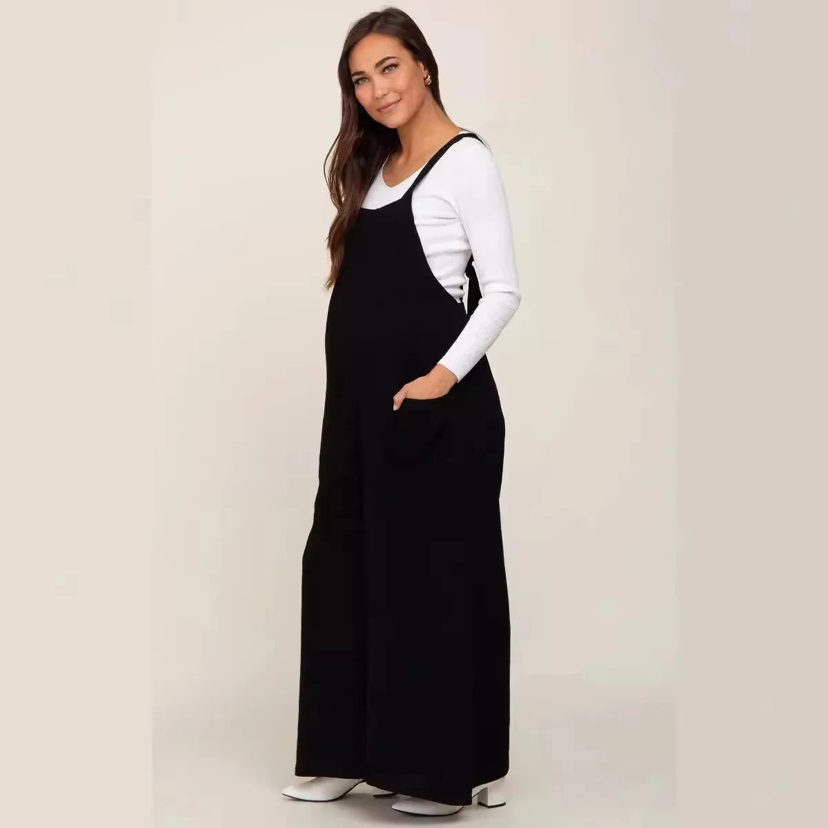 

Elegant Maternity Photoshoot Jumpsuits Lace Long Sleeve Pregnancy Gown for Baby Bump Highlight Breathable Stretch Fabric with
