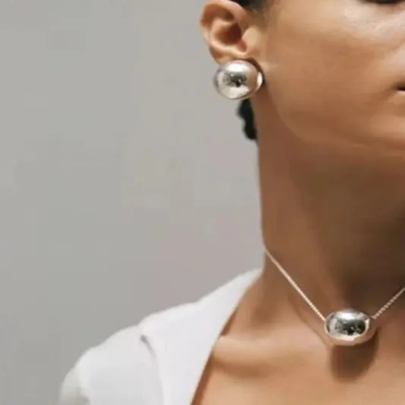 

New Fashion Europe America Smooth Gold Silver Round Earring Woman High Quality Jewelry Trend