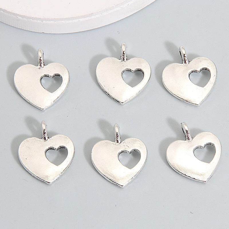 40pcs  Hollow Lovely Heart Charms Love Romantic Metal Silver Color Pendants Making DIY Handmade Jewelry Findings