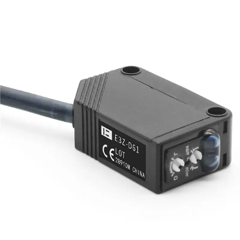 B50B-2X Infrared Diffuse Reflection Type Photoelectric Switch Sensor Switchs E3Z-D61 DC5-24V With Bracket
