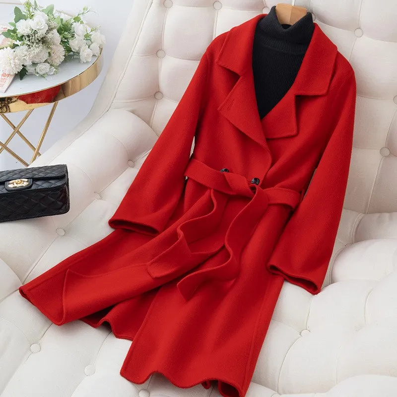 

A new and elegant double-sided woolen women's coat fashionable long