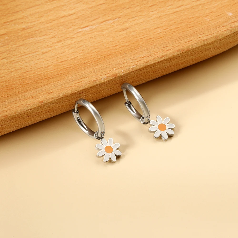 LUXUKISSKIDS Bunte Doppel-Herz-Charms-Tropfenohrringe für Mädchen, Edelstahl, niedlich, Tropföl, winziger Anhänger, baumelnder Piercing-Schmuck – Detail 6