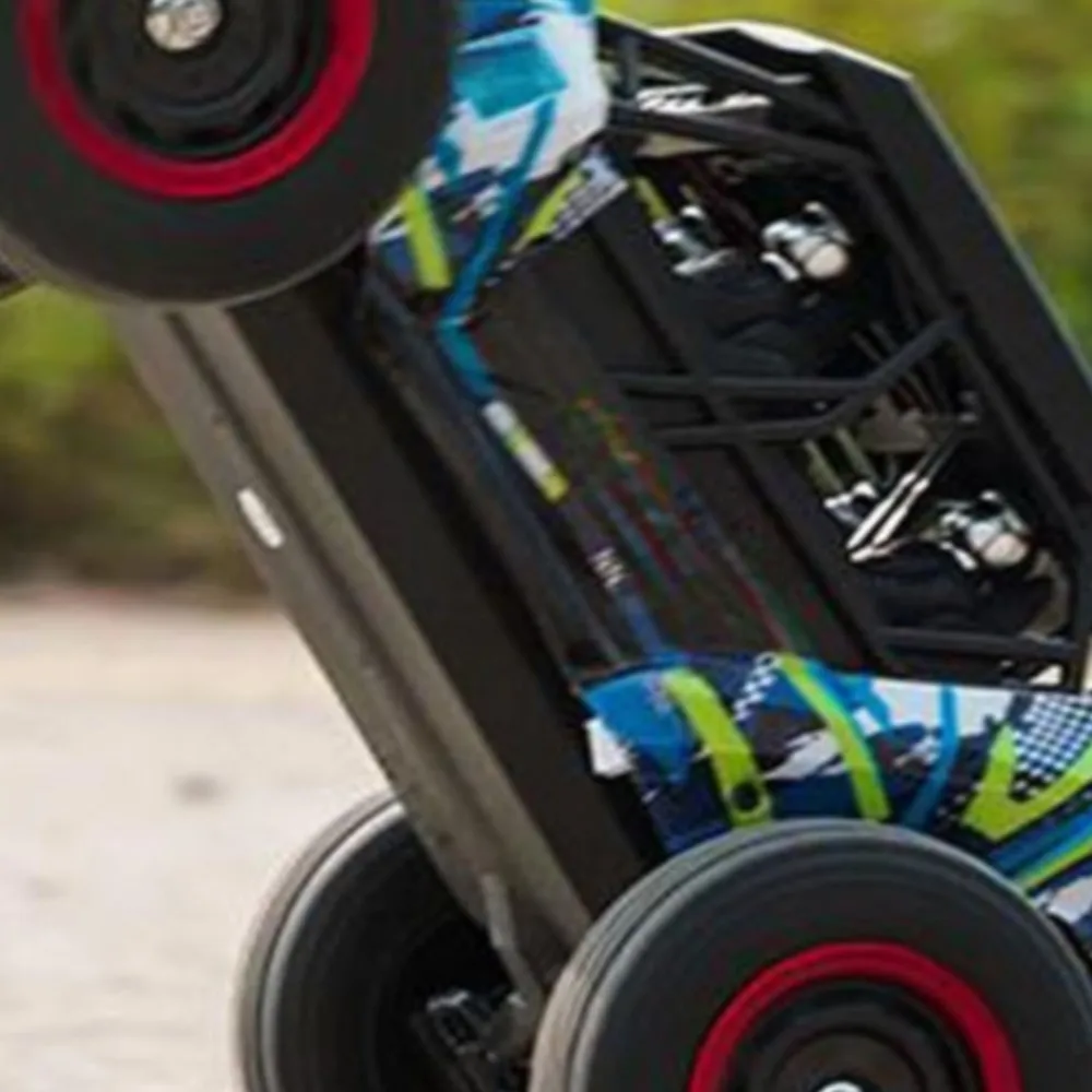 

Внедорожник с дистанционным управлением из ПВХ 1/16 AWD SCY 16106Pro RTR Модель гусеничного радиоуправляемого автомобиля Бесщеточный двигатель 35A ESC