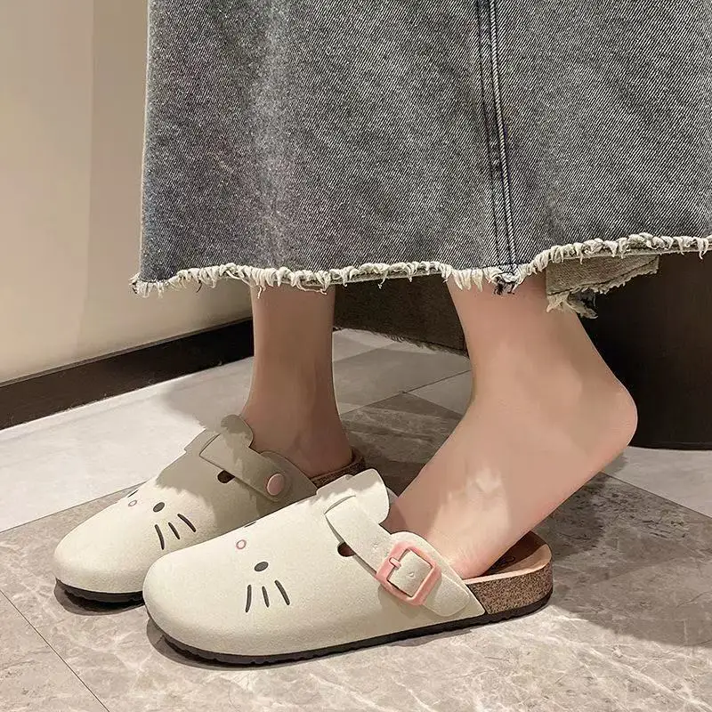 Scarpe Sanrio Hello Kitty Kawaii Birken Indossano nuove pantofole Scarpe Baotou con la suola spessa in regali di compleanno dei cartoni animati primaverili e autunnali