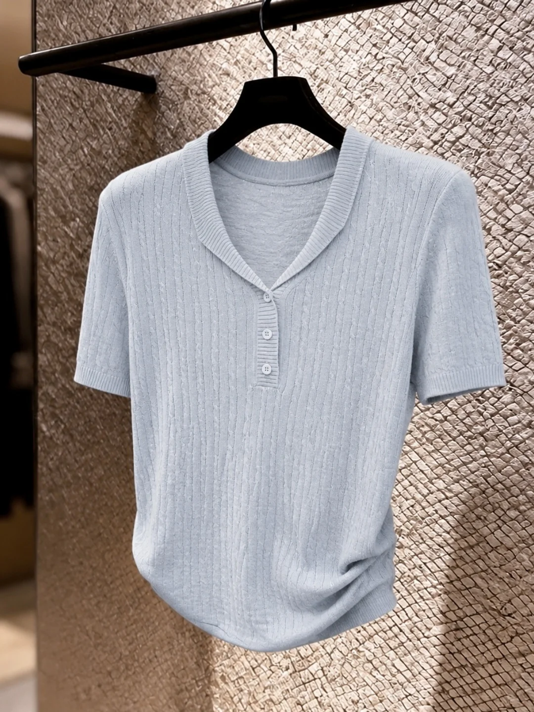 

Korean Style Soft Gentle Short Sleeve Knitted Shirt Comfortable Summer Slimming Versatile Top for Younger Looking