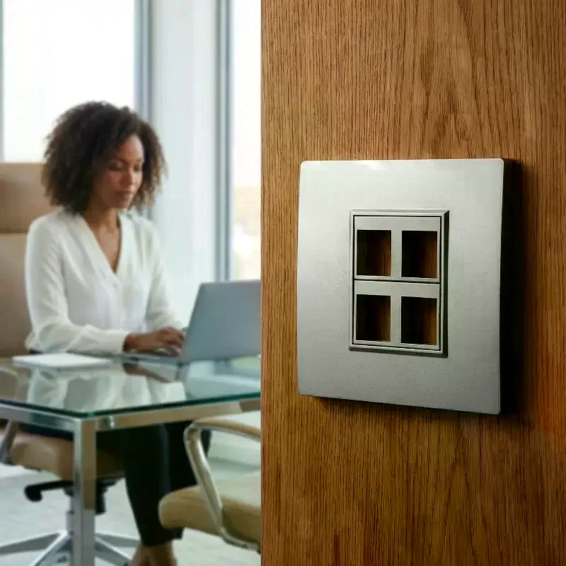 

4 Ports Blank Wall Panel Faceplate Jack Socket Keystone Cover Outlet Network Socket Computer Panel