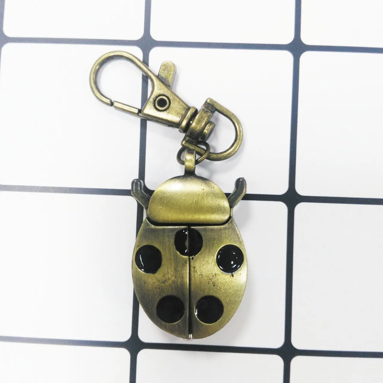 Vintage Nhỏ Dễ Thương Đầm Nữ Thạch Anh Đồng Hồ Bỏ Túi Cho Nam Nữ Fob Dây Chuyền Côn Trùng Cánh Mặt Dây Chuyền Vòng Cổ Đồng Hồ Cho Trẻ Em