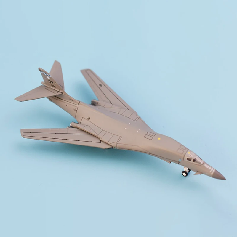 Diecast Us Air Force B-1B Militarized Combat Lancer Bomber Alloy Model 1:400 Scale Toy Gift Collection Simulation Display