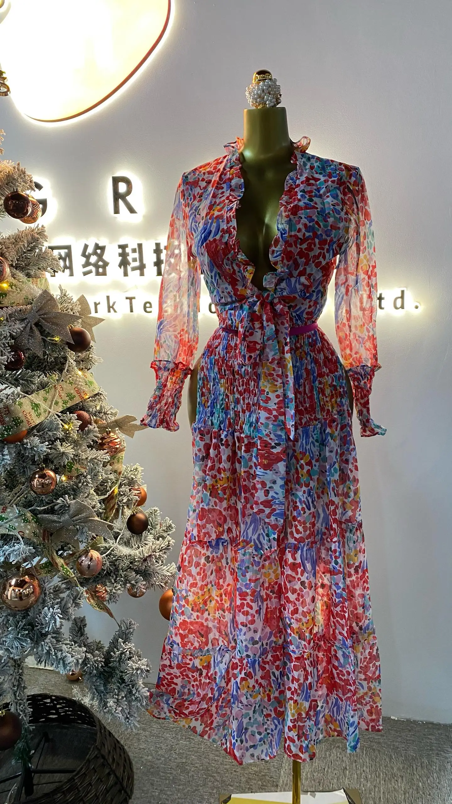 

2025 New Wholesale Customizable Chiffon Printed Long Sleeve Wide Leg Irregular Women's Leisure Suit-GZYY00091