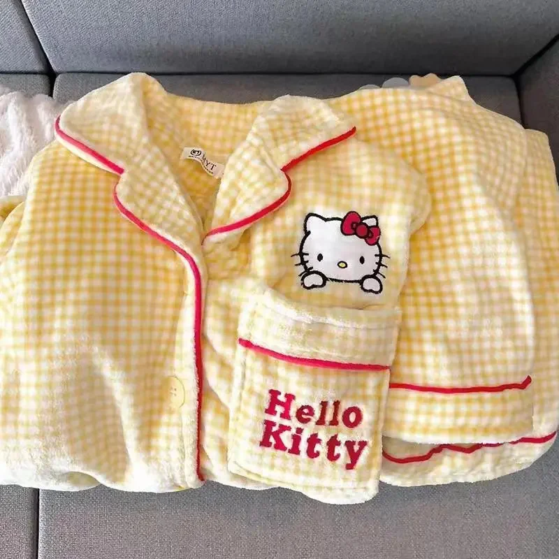 

Women's Hello Kitty Pajama Set Flannel Cute Cartoon Pajamas Warm Plush Pajamas Fluffy Comfortable Home Clothes Two Piece Set