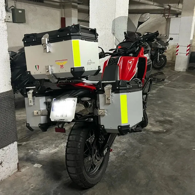 Factory Hot Selling Aluminum Motorcycle Side Box 35L 38L Motorcycle Side Case Key Lock Lage Storage Edge Boxes Universal Motorcy