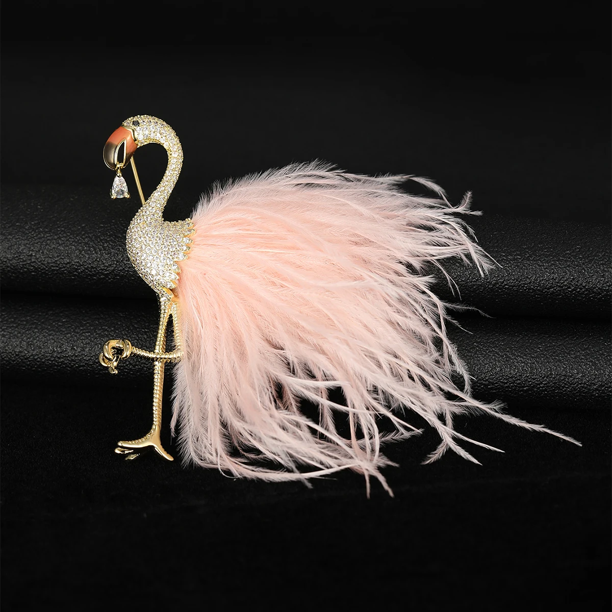 Luxurious 14k Gold Plated Copper Zircon Flamingo Brooches High-end women's Office Party Casual Pins Jewelry Accessories Gifts