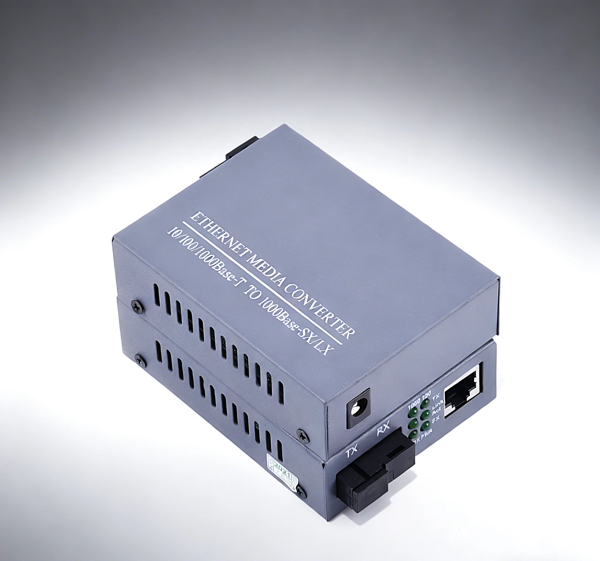 ตัวแปลงสื่อไฟเบอร์ออปติกกิกะบิตโหมดเดียวระยะการส่งข้อมูล 20 กม. ตัวเชื่อมต่อเอสซี ยูพีซี/เอพีซี อาร์เจ 45