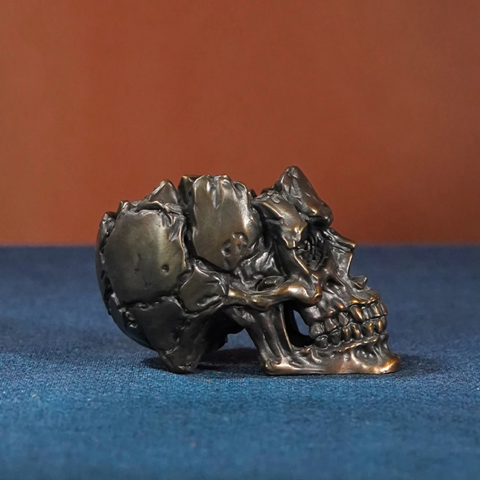 Skull Model Brass Skeleton Sculpture Metal Desktop Display Ornament Scene Collectible Decoration Birthday Gift Craft Present