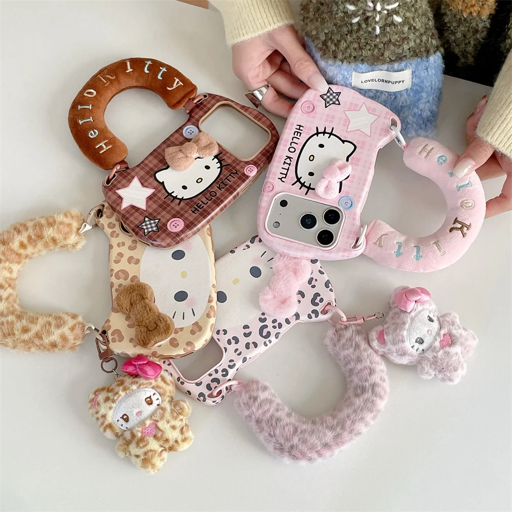 حافظة هاتف دافئة من القطيفة لهاتف آيفون 17 برو ماكس 15 14 16 ماكس غطاء حماية لطيف هيلوكيتي لهاتف أبل 15 برو 17