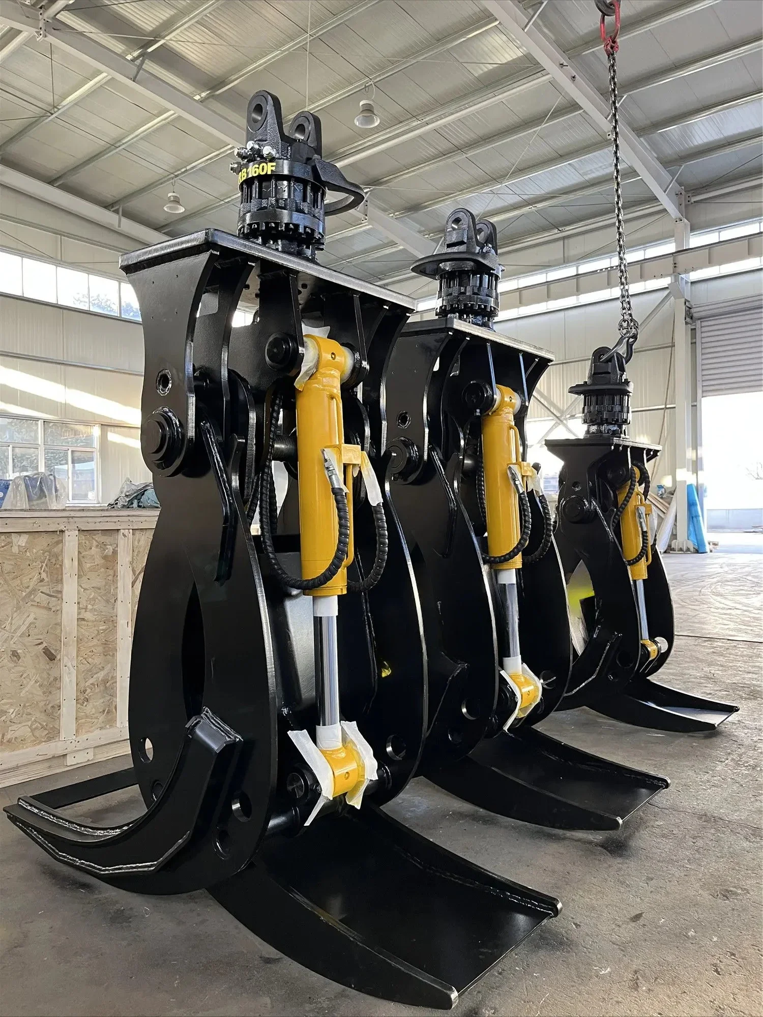 Customized Rotating Wood Scrap Stone Timber Grapples Excavator Hydraulic Grapple Popular In Europe America