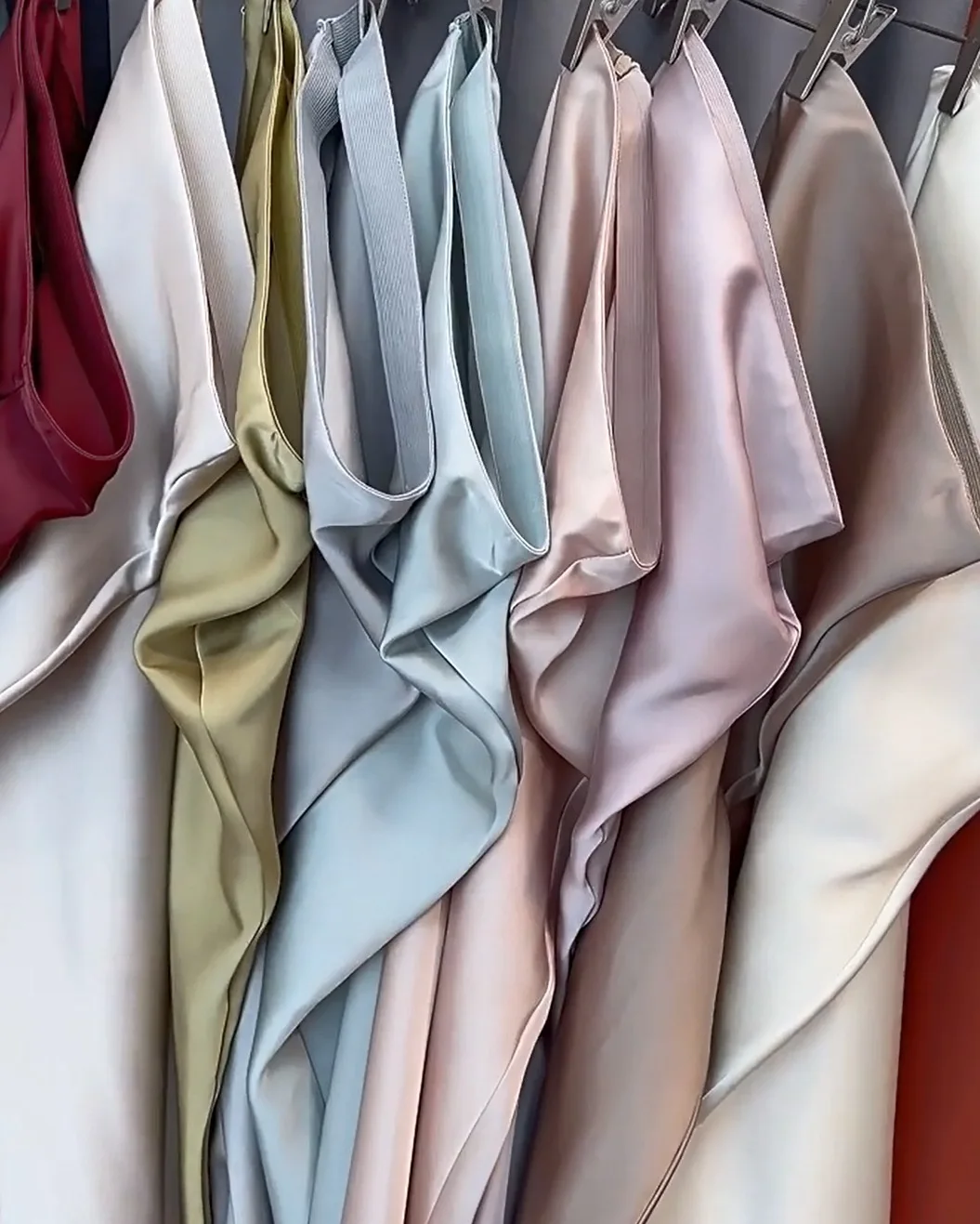 

French-style Luxury Women Acetate Satin Half Skirt,Spring/Summer Thin High-waisted Fishtail Skirts,11 Colors of Mid-length Skirt