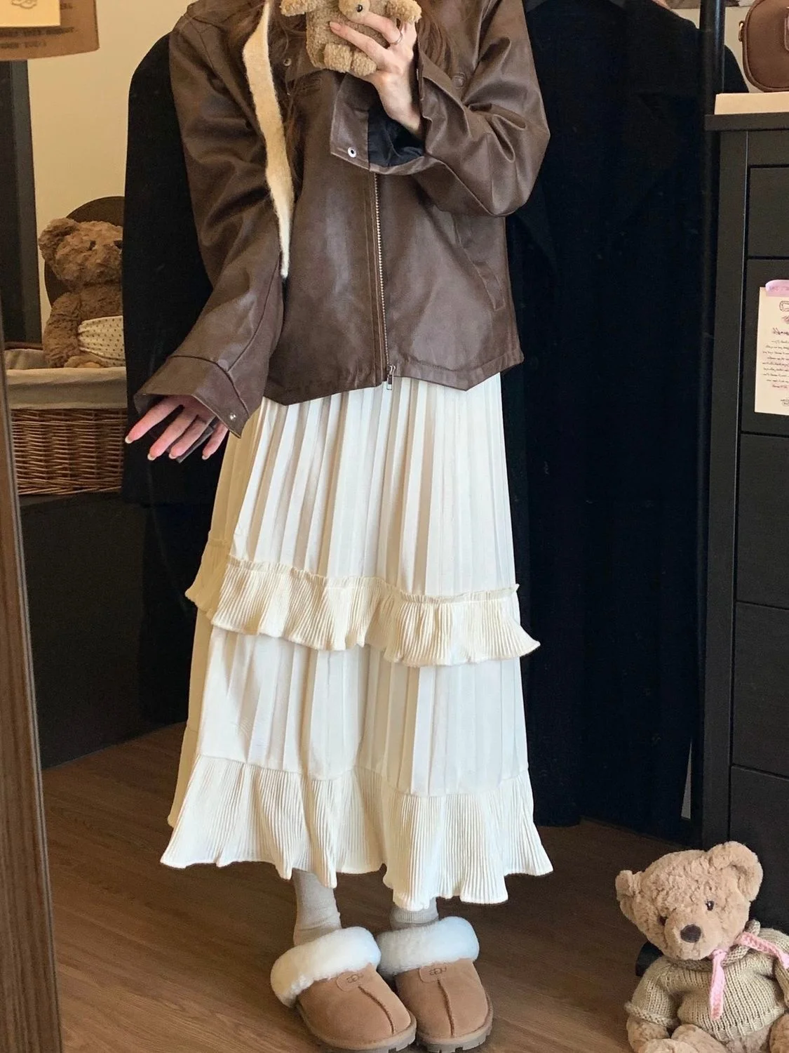 Herbst-Winter-Cord-Midi-Röcke für Damen, lässige Retro-Rock mit mehreren Lagen, einfarbiger, plissierter A-Linien-Rock, modischer koreanischer Stil. – Detail 4