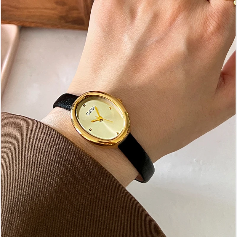 Women's Watches Retro Fashion Elliptical Dial Waterproof Quartz Watch Advanced Simple Ladies' Gift Watch Clock