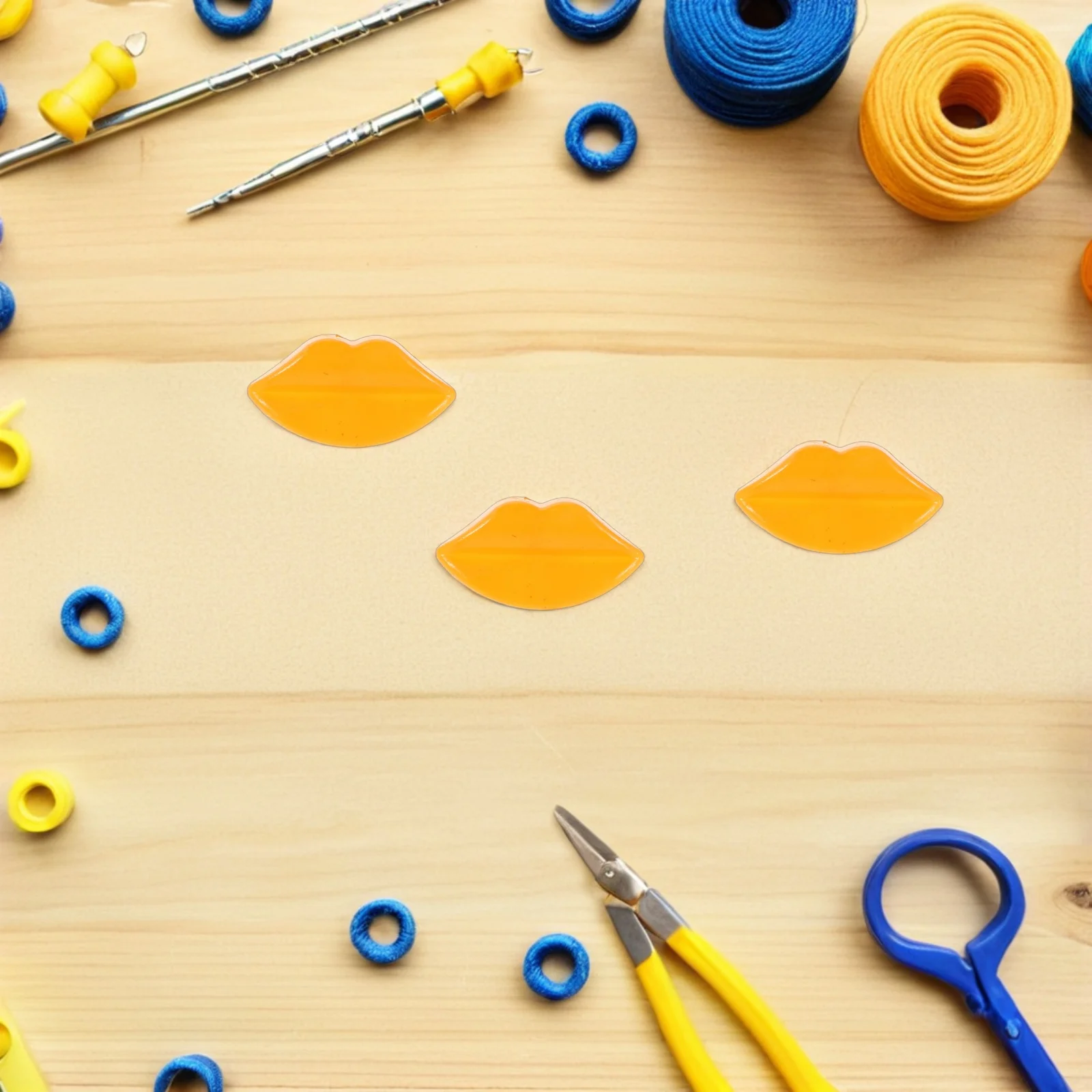 

100Pcs Mini Lips for Crafts Plastic Mouth Replacement Flatback Lip Shape for DIY Stuffed Animals Puppet Making Accessories