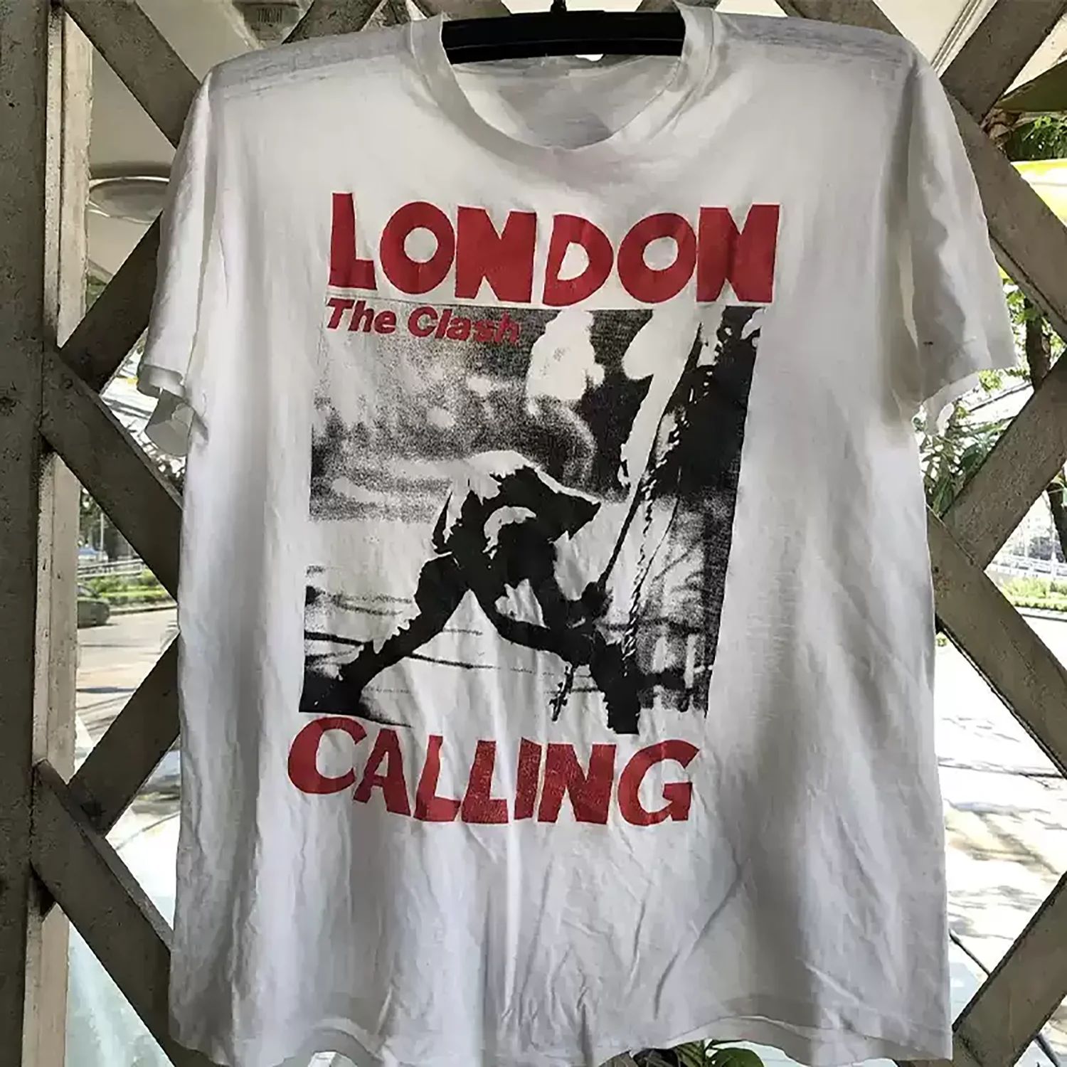 Men's Heavyweight T-Shirt the Clash American-Style Street Metal Rock Punk-Style Short-Sleeved Cityboy Top for Casual Wear.heavyweight cotton, pre shrunk tee, butterysoft, graphic print crew neck、 gift for menwomen, wash resistant print                   .