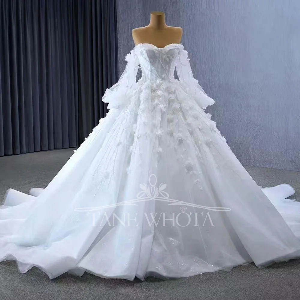 

Luxury Sweetheart Wedding Dress With Lace-Up Back And Sequined Appliques Customized Fit 2025